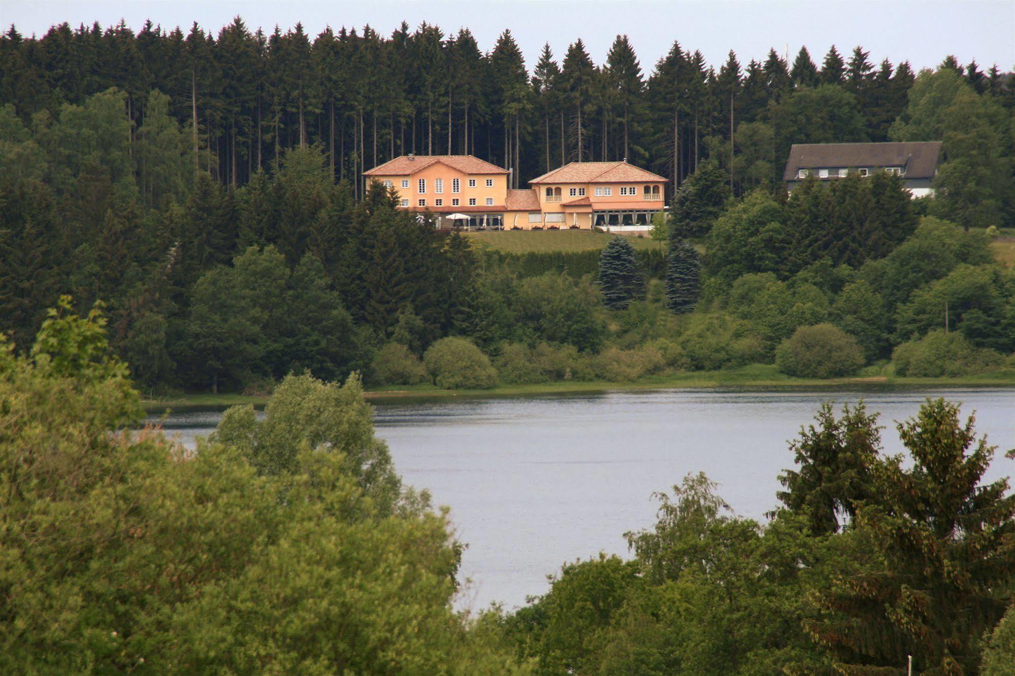 Waldhotel Marienheide Екстериор снимка